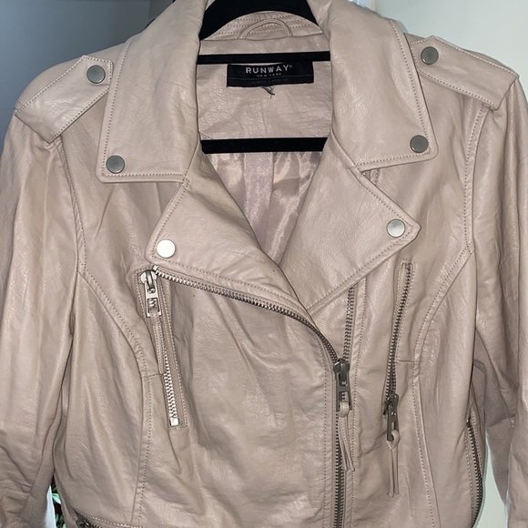 Size large, mauve, faux leather jacket - Picture 6 of 7